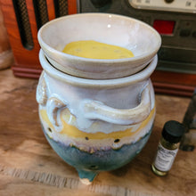 Load image into Gallery viewer, Sunflower Wax/Oil Burner