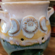Load image into Gallery viewer, Sunflower Wax/Oil Burner