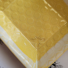 Load image into Gallery viewer, Honey Bee Dish