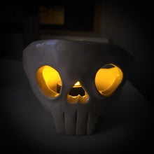 Load image into Gallery viewer, Skull Tea Light Candle Holder
