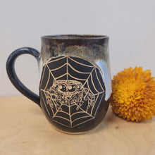 Load image into Gallery viewer, Spider Mug